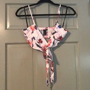 🔥Floral crop top🔥